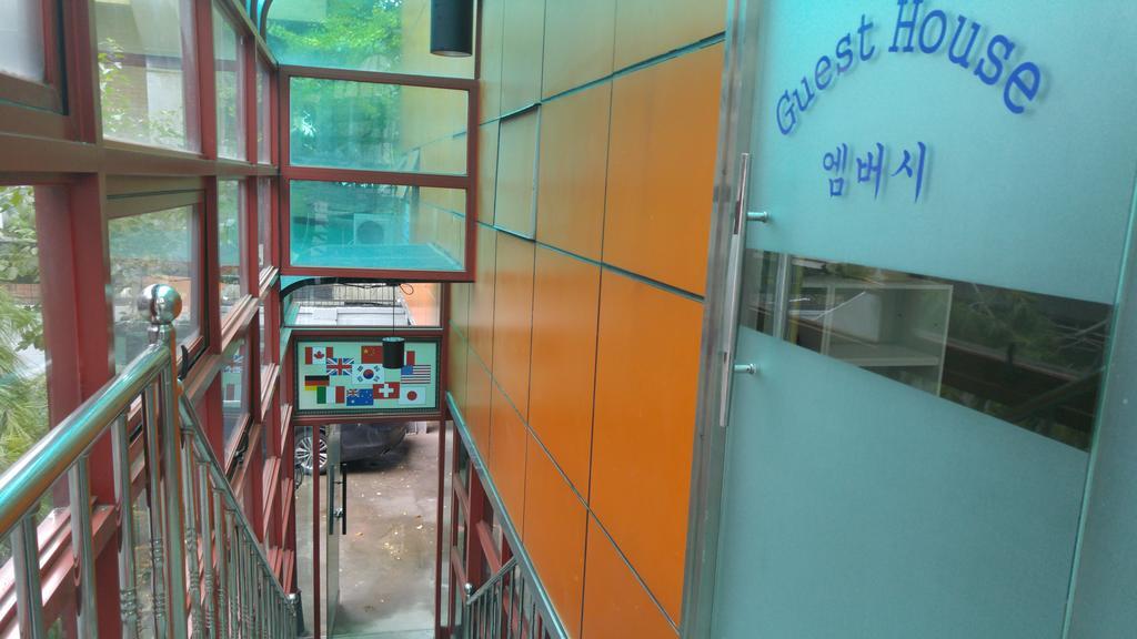 Embassy Guesthouse Itaewon 首爾 外观 照片